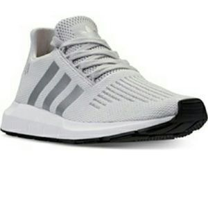 Adidas Swift Run Sneakers